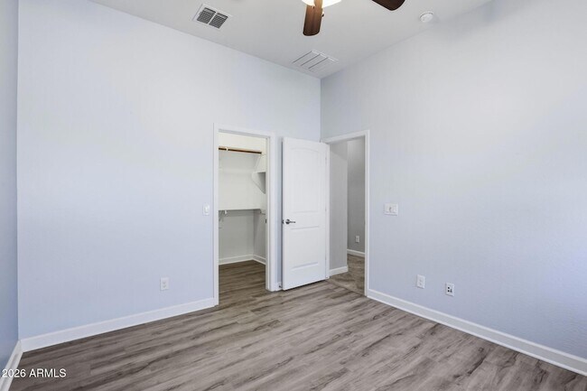Building Photo - 1142 E Bajor St