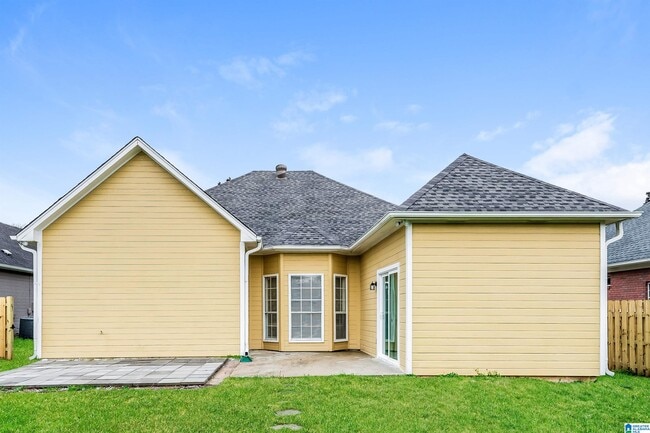 Building Photo - 1144 Amberley Woods Dr