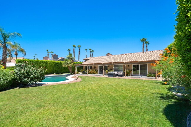 Building Photo - 76941 Coventry Cir