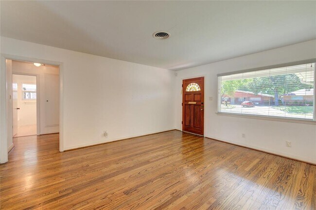 Building Photo - 4538 Warm Springs Rd