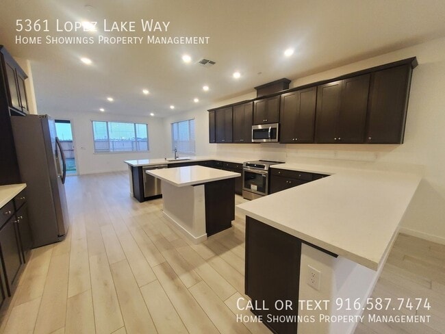 Building Photo - 5361 Lopez Lk Wy