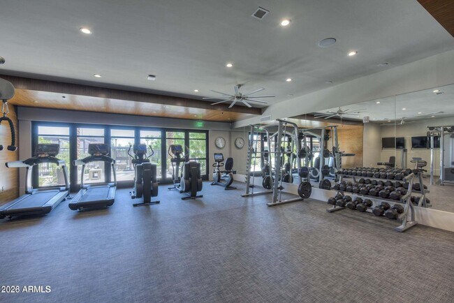 Building Photo - 6166 N Scottsdale Rd