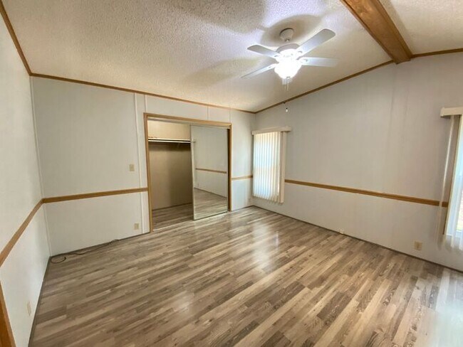 Building Photo - 2/2 Lady Lake Home