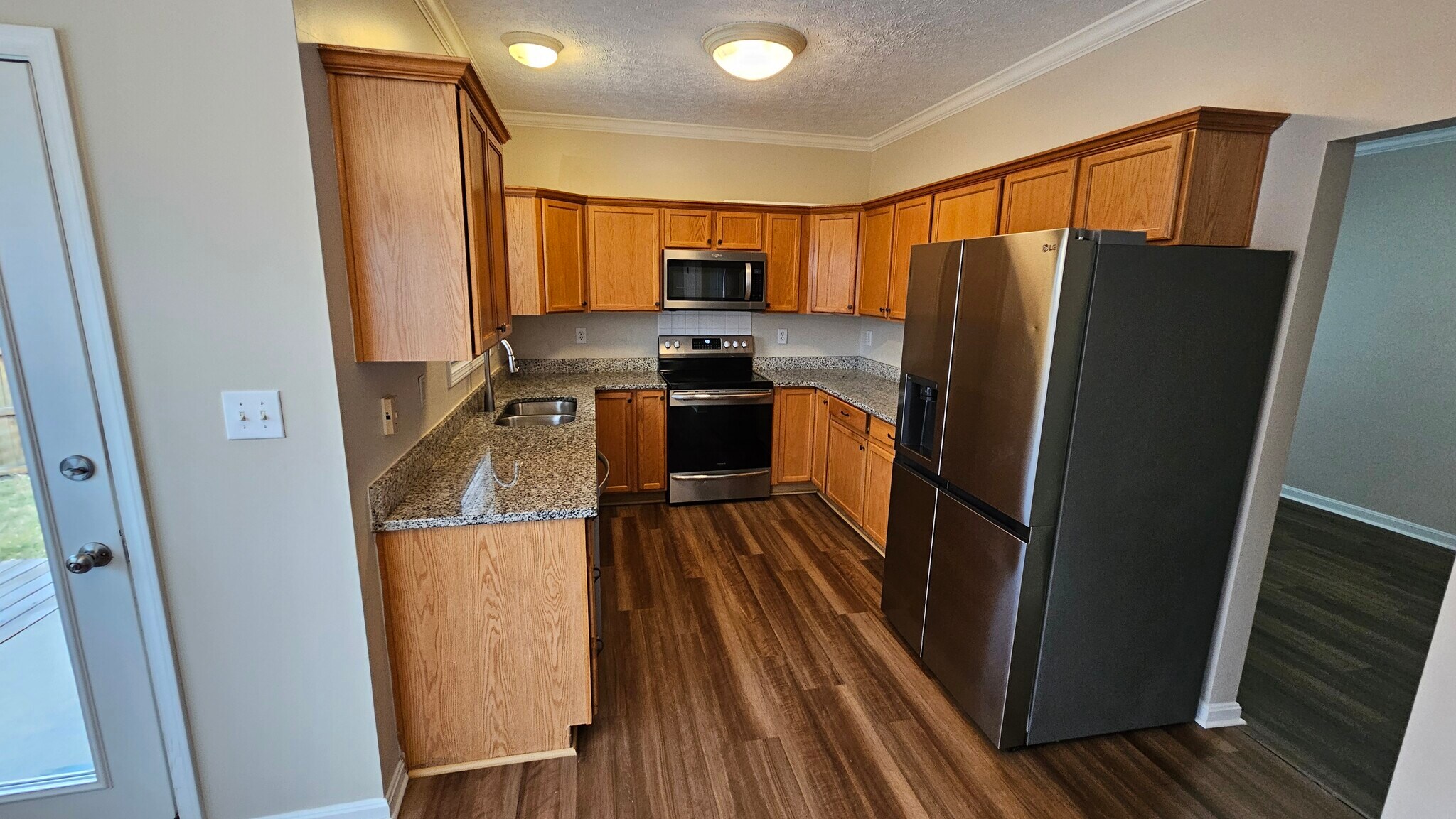 Kitchen - 5411 Skeffington Way