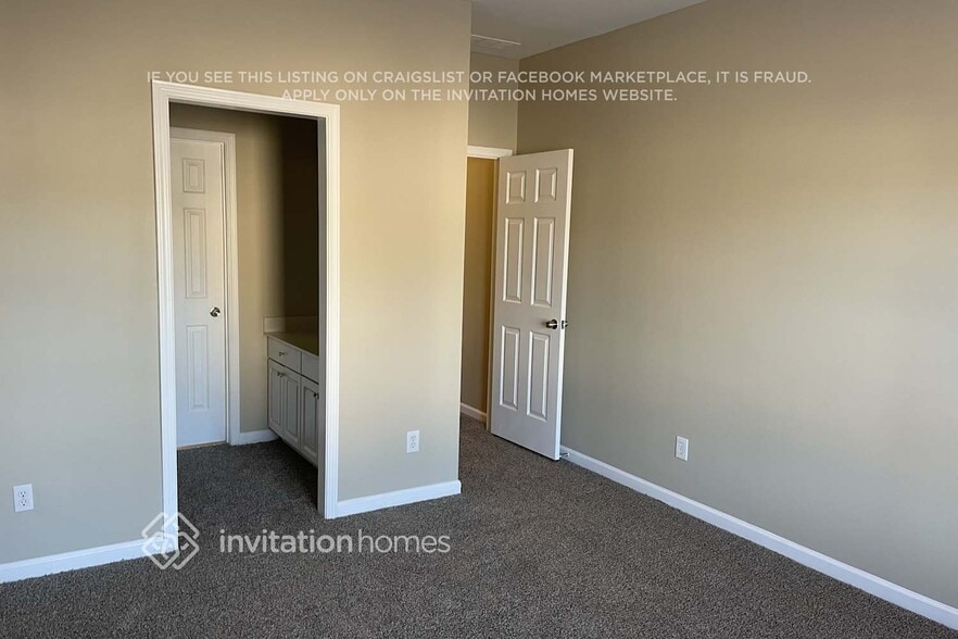 Building Photo - 2018 Barrett Knoll Cir