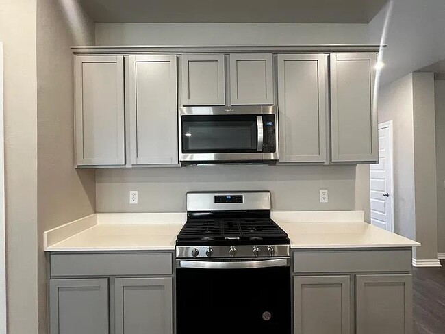 Building Photo - 2765 Alice Wy