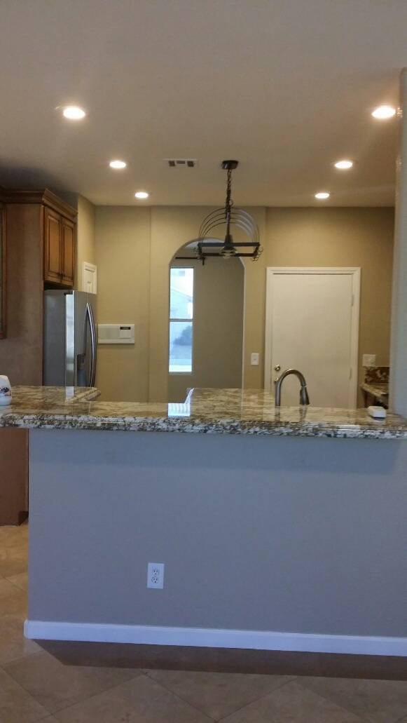 Building Photo - 828 Bussora Rose Dr