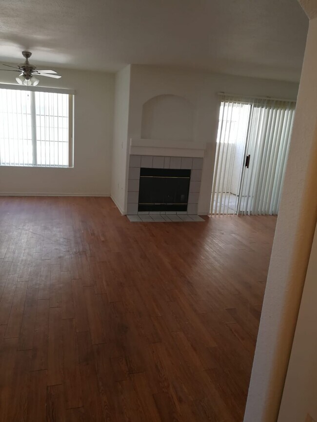 Building Photo - 4308 W Lake Mead Blvd