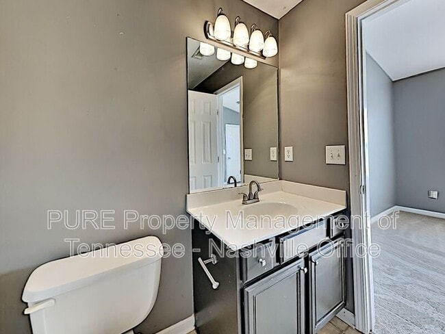 Building Photo - 2042 Shaylin Loop