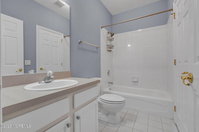 Building Photo - 301 St Andrews Pl