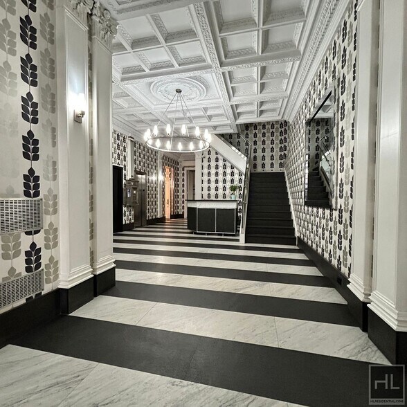 Building Photo - WEST 58 STREET