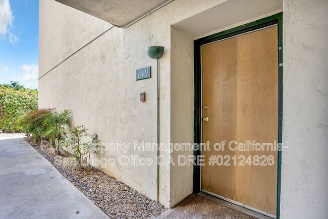 Building Photo - 5885 El Cajon Blvd