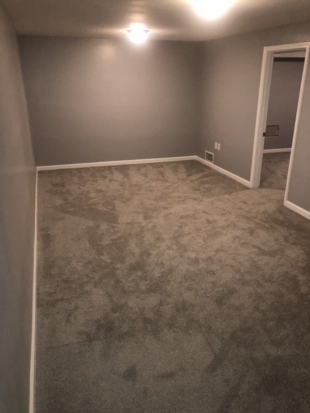 Building Photo - 2317 Glenmore Terrace