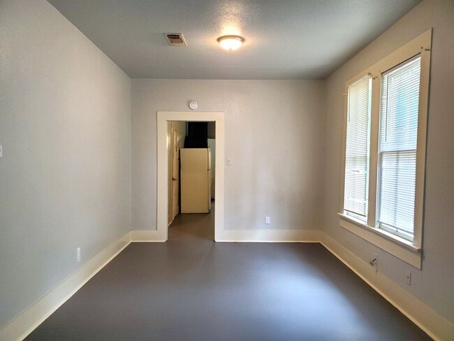 Building Photo - 4358 Kenneth Ave, Beaumont, TX 77705