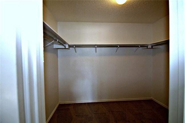 Building Photo - 2110 Jasper Ln