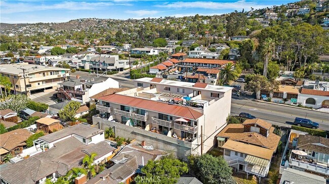 Building Photo - 2037 S Coast Hwy