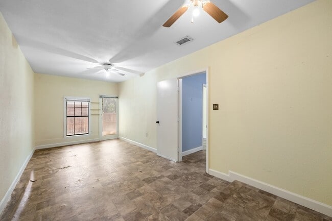 Building Photo - 7418 Boisenberry Ln