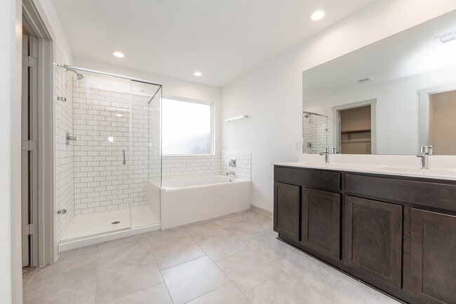Building Photo - 28902 Yukon River Ct