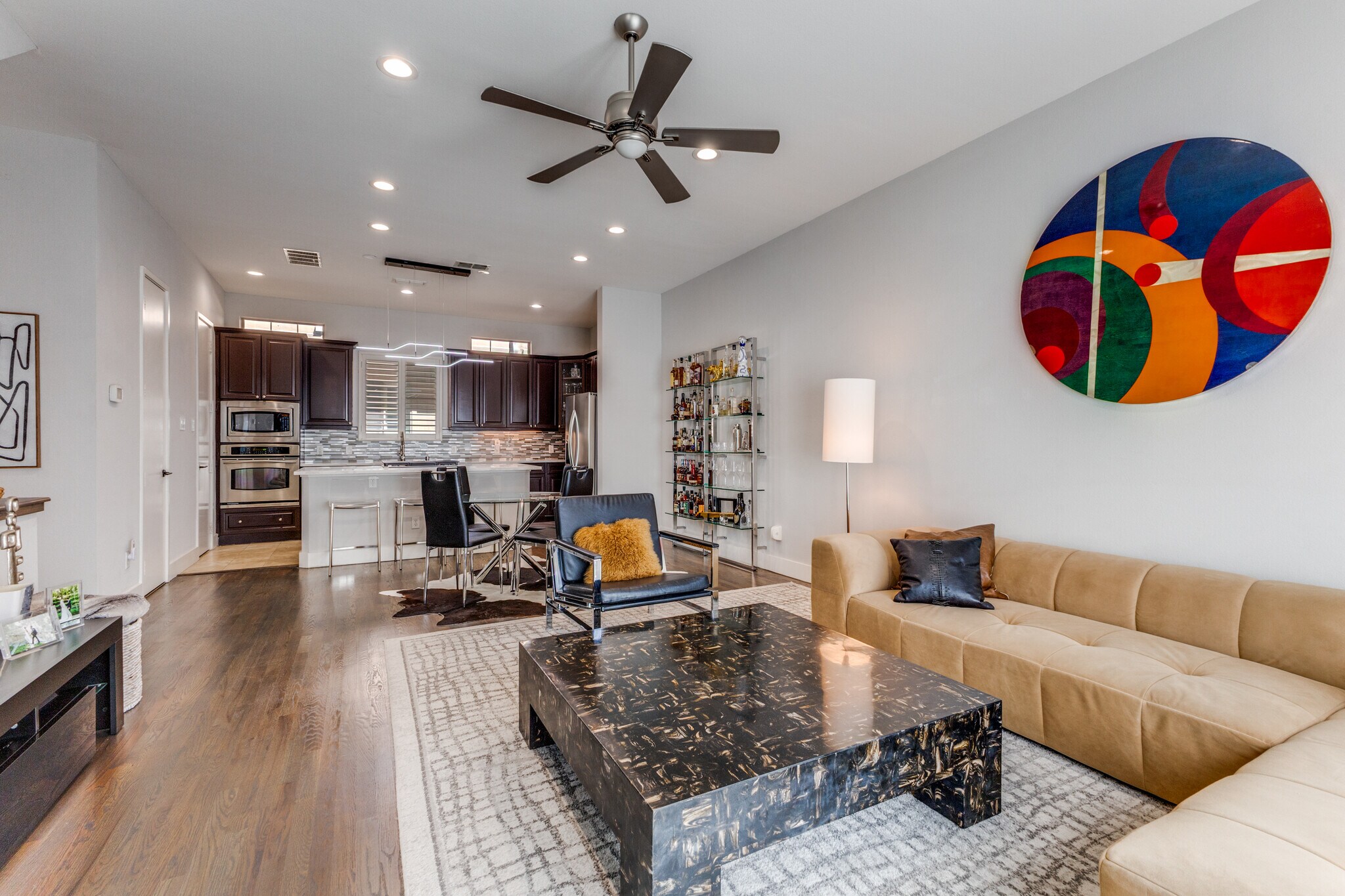 Building Photo - 2928 State St