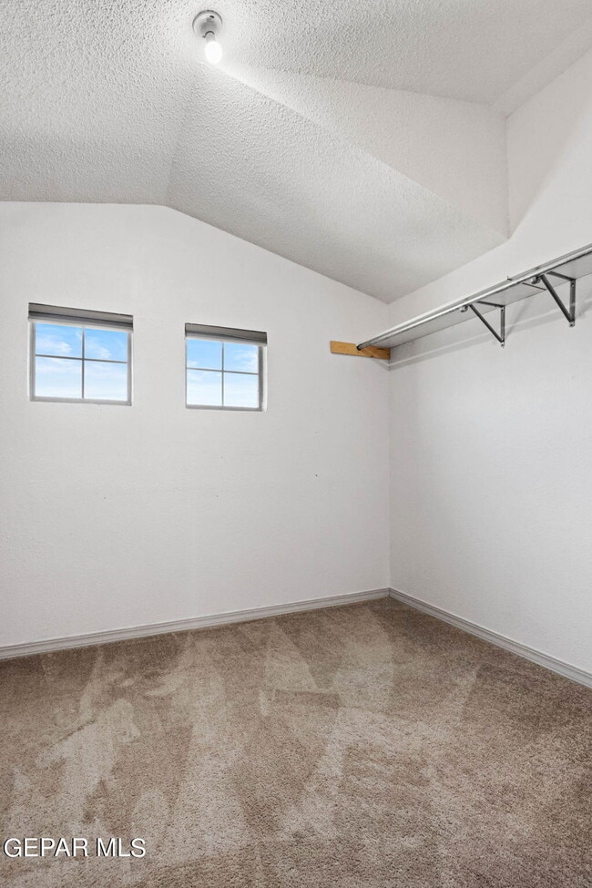 Building Photo - 3008 Tierra Cuervo Dr