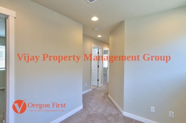 Building Photo - 410 SW Basilone Terrace