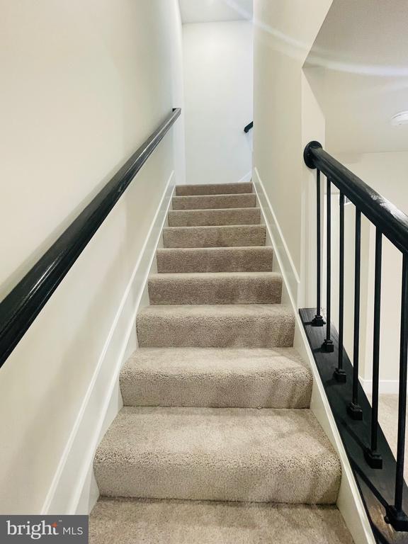 Building Photo - 2280 Marcy Dr