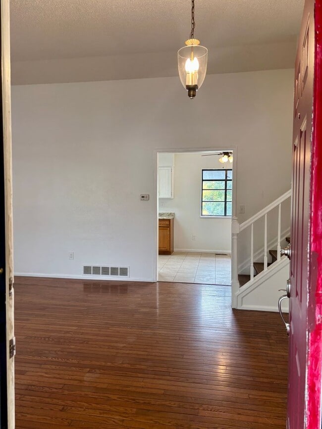 Building Photo - Charming 4bd/3ba home for rent Aurora Co 8...