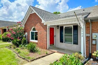 Building Photo - 402 Bromwich St SW