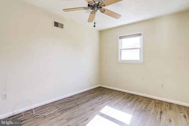 Building Photo - 13714 Gran Deur Dr