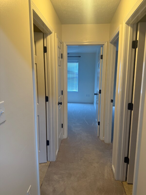 Building Photo - 1112 James Ct