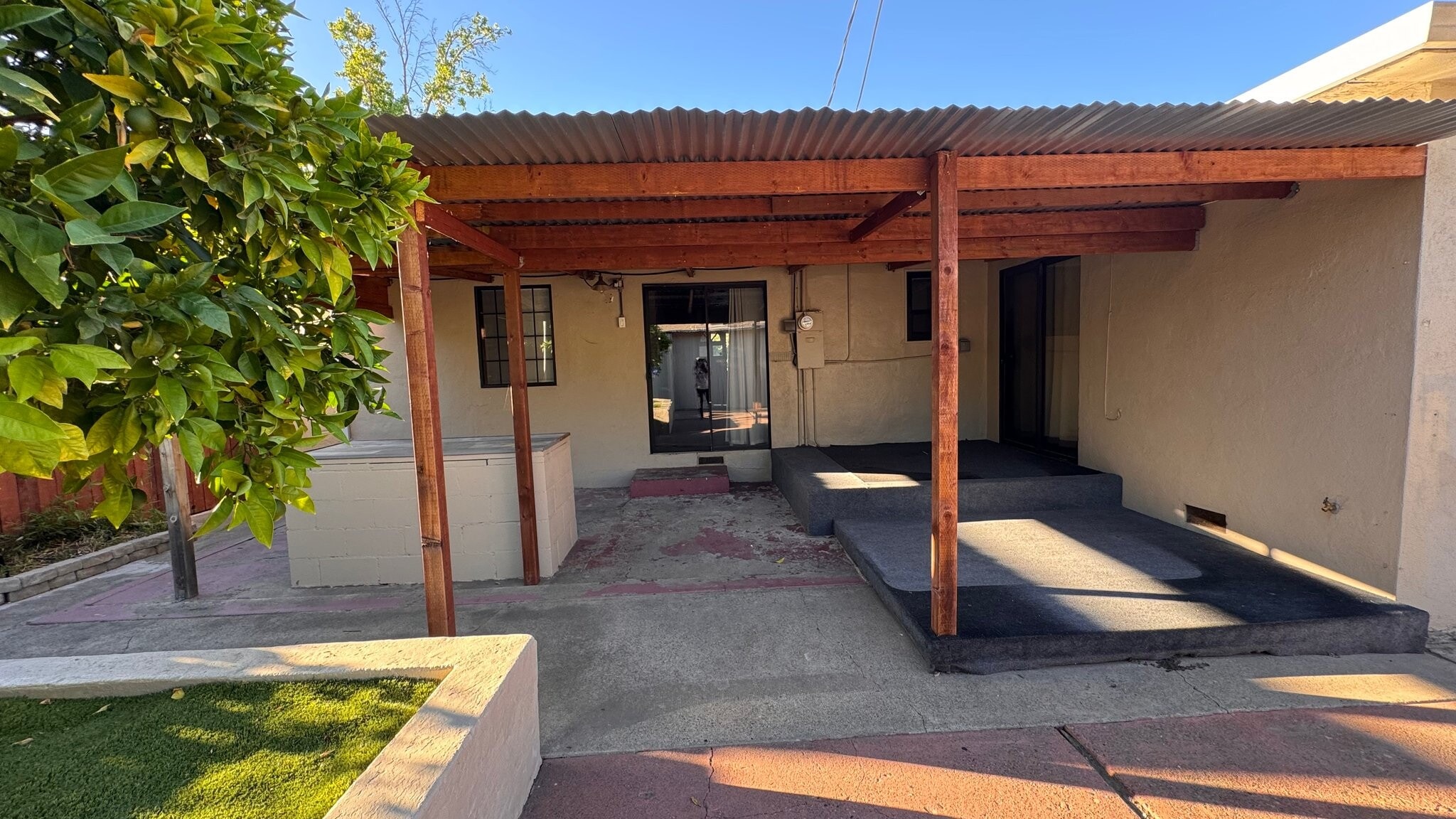 Building Photo - 2708 16th Ave