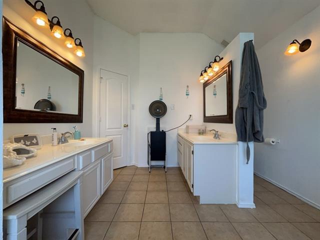 Building Photo - 2818 Pecan Meadow Dr