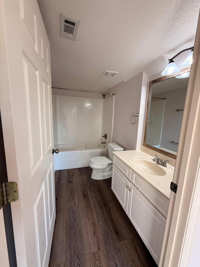 Building Photo - 4276 Calinda Ln