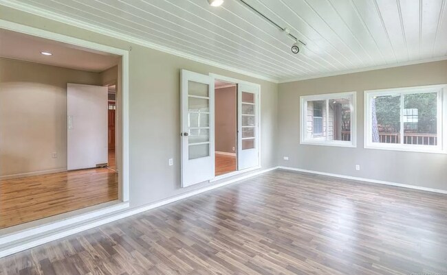 Building Photo - 3842 S Trenton Ave