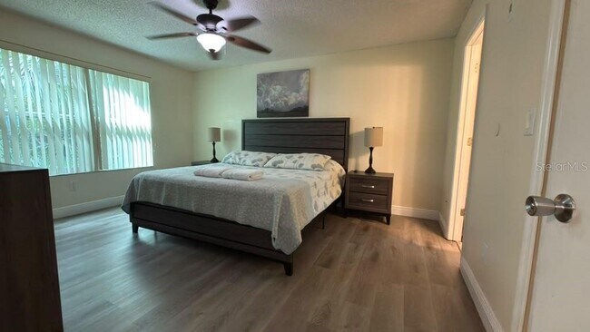 Building Photo - 5003 Laguna Bay Cir