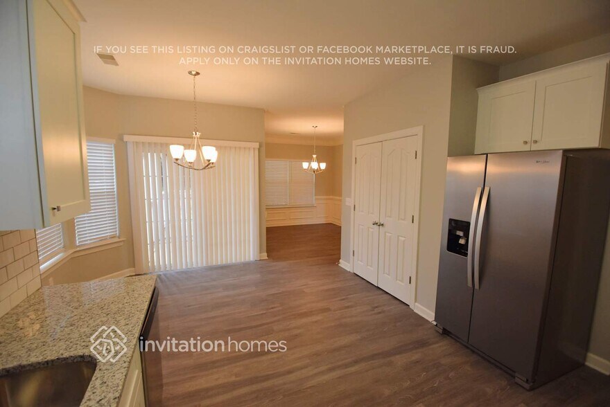 Building Photo - 2824 Island Point Dr NW