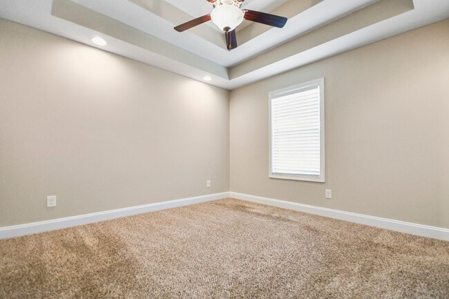 Building Photo - Pet Friendly Four Bedroom with Basement!