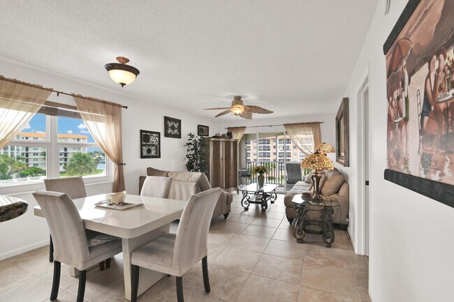 Building Photo - 2871 N Ocean Blvd