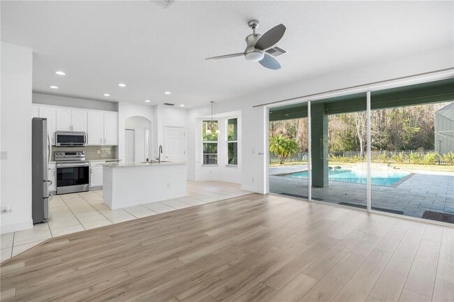 Building Photo - 10888 Cory Lake Dr