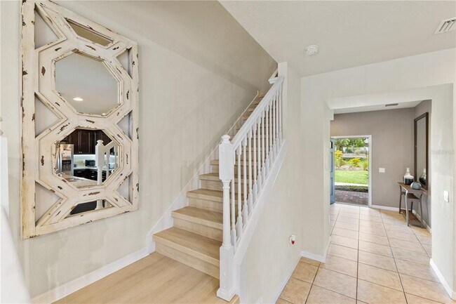 Building Photo - 1905 Majorca Dr