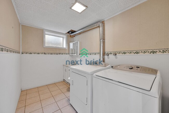 Building Photo - Beautiful home with 4 beds, 2 baths for rent
