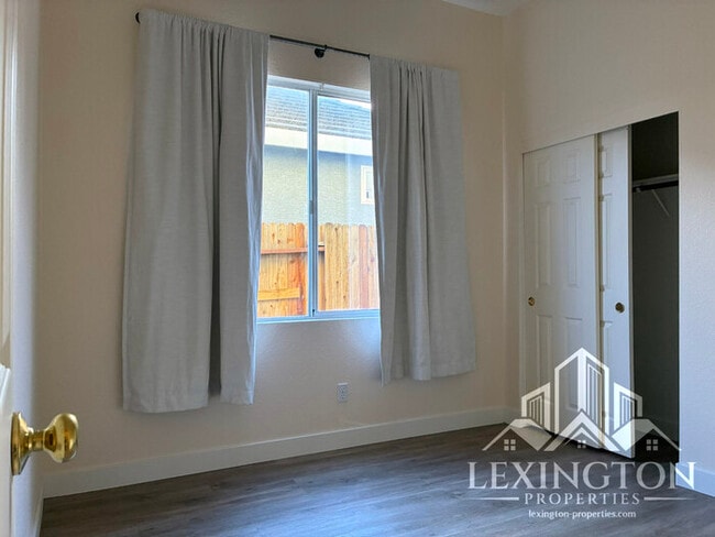 Building Photo - Beautifully updated, 3BD/2BA+office, Home in Rocklin – off Stanford Ranch Rd. near Willard Park