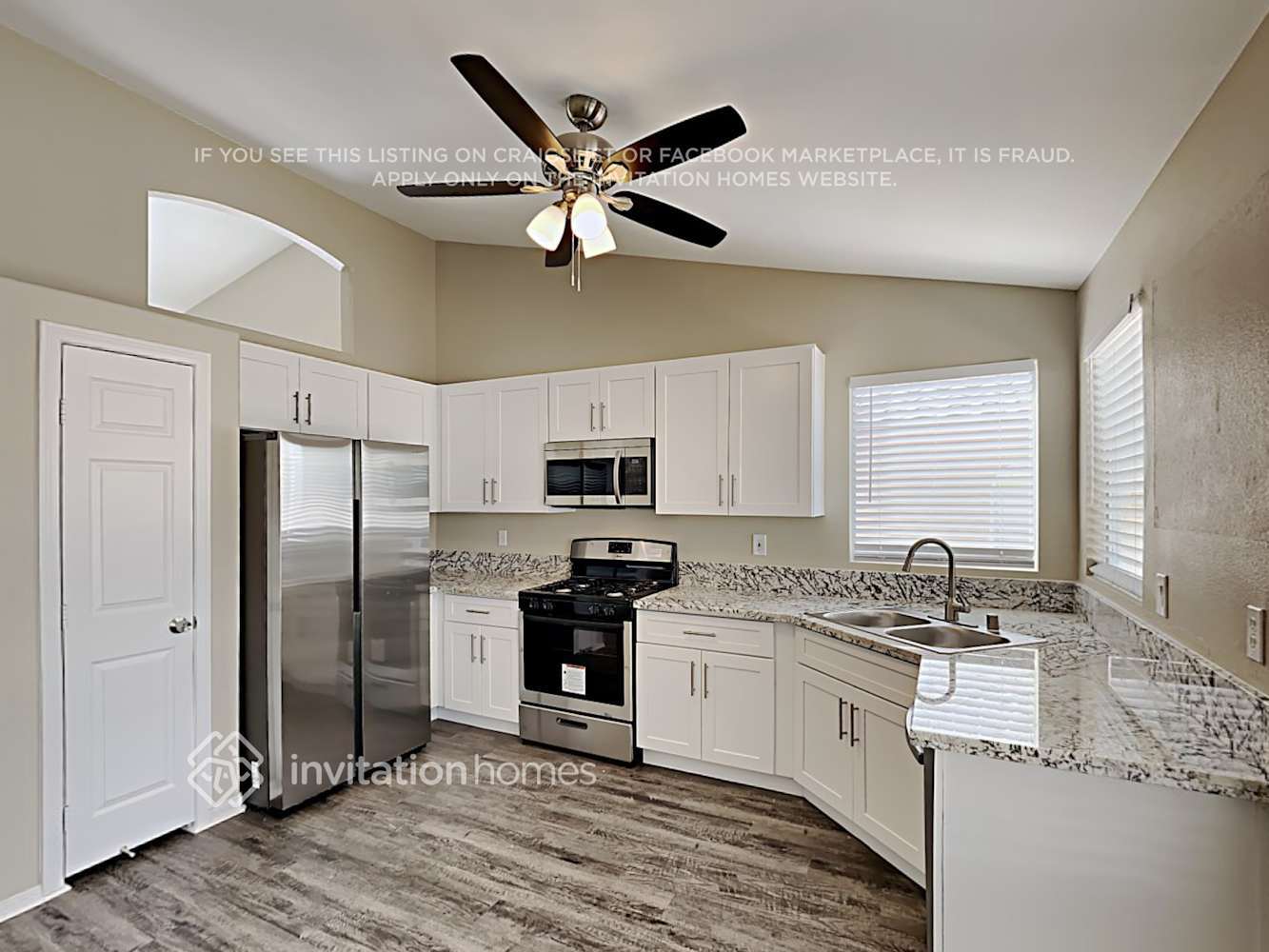Building Photo - 5725 Pebble Rock Dr