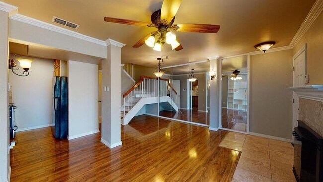 Building Photo - 5757 Martel Ave