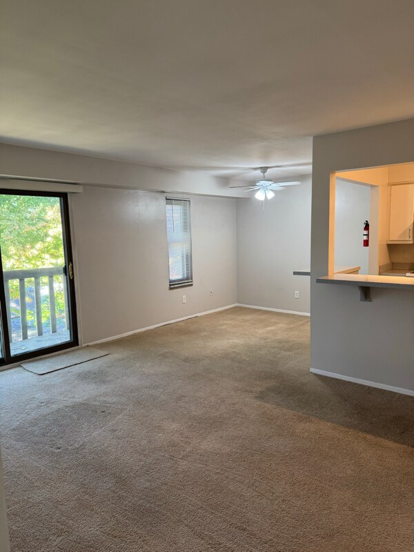 Building Photo - 31993 W 12 Mile Rd