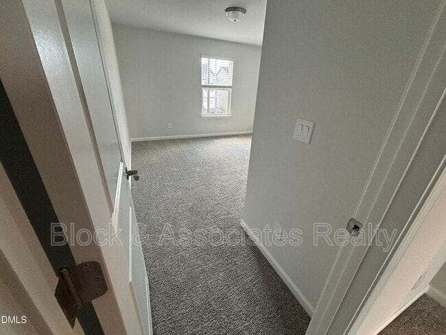 Building Photo - 3230 Pelican Ln