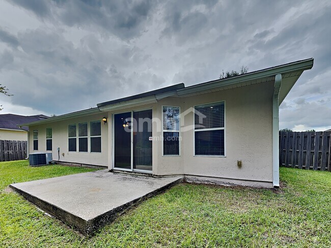 Building Photo - 2354 Adams Lake Blvd