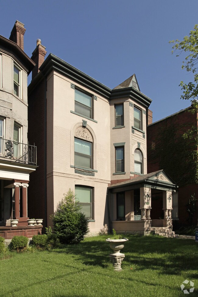 Building Photo - 1440 S 4th St