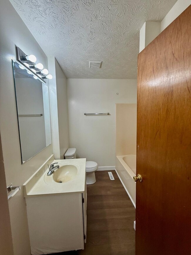 Building Photo - 3717 Trent Cir