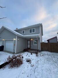 Building Photo - 2 story 3 bd 1.5 bath townhouse in Lavelle...